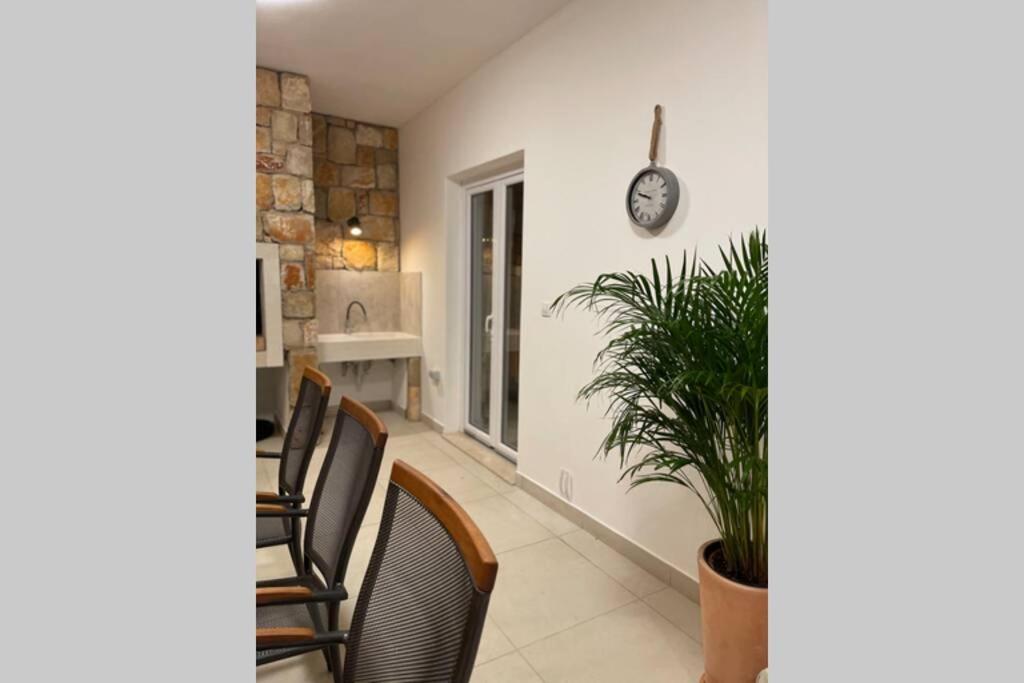 Seaview Pool Apartment-Lumiere, Island Hvar-Gdinj Ngoại thất bức ảnh