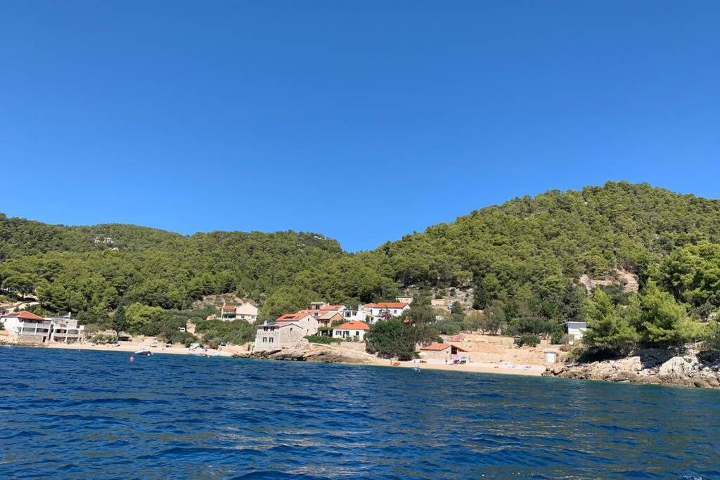 Seaview Pool Apartment-Lumiere, Island Hvar-Gdinj Ngoại thất bức ảnh