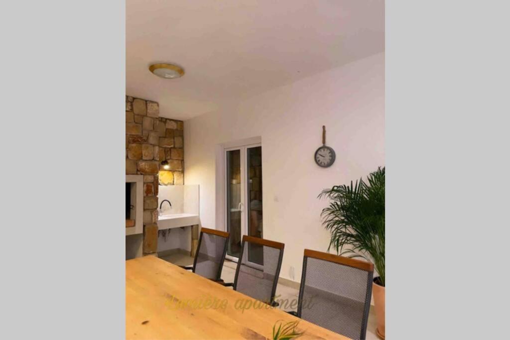Seaview Pool Apartment-Lumiere, Island Hvar-Gdinj Ngoại thất bức ảnh