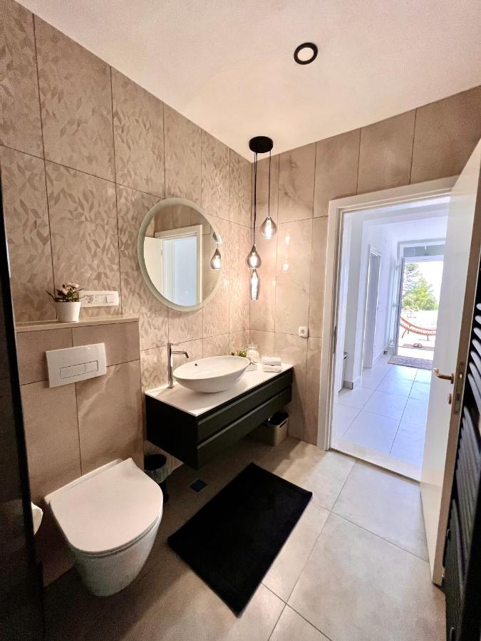 Seaview Pool Apartment-Lumiere, Island Hvar-Gdinj Ngoại thất bức ảnh