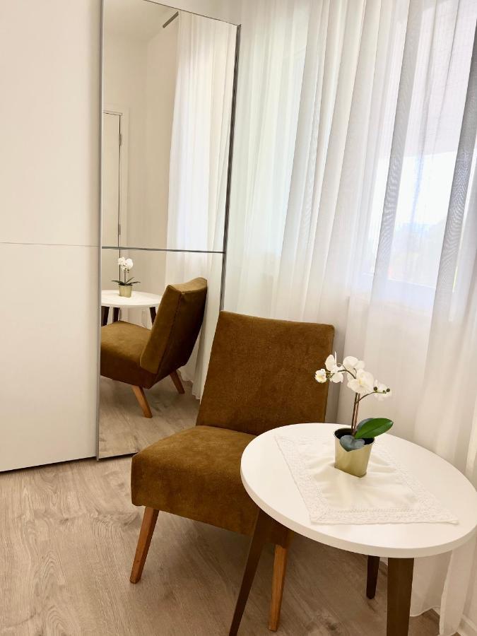 Seaview Pool Apartment-Lumiere, Island Hvar-Gdinj Ngoại thất bức ảnh